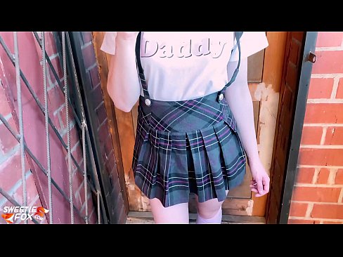 ❤️ Schoolgirl Sucks nws dick tob thiab fucks es tsis txhob ntawm chav kawm. ❤️  Porn video  ntawm peb  ﹏
