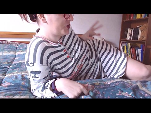 ❤️ Coj tus qaib dub loj no rau hauv koj lub qhov ncauj me qhev ❤️  Porn video  ntawm peb  ﹏